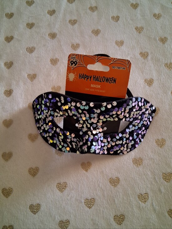 Momentum Brands Accessories - ✂️ *NWT* Momentum Brands x 99store Sequin Halloween Eye Mask